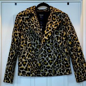 Top Shop Asymmetric Zip with pockets. Long Sleeve NWT - Size US4 (UK8)